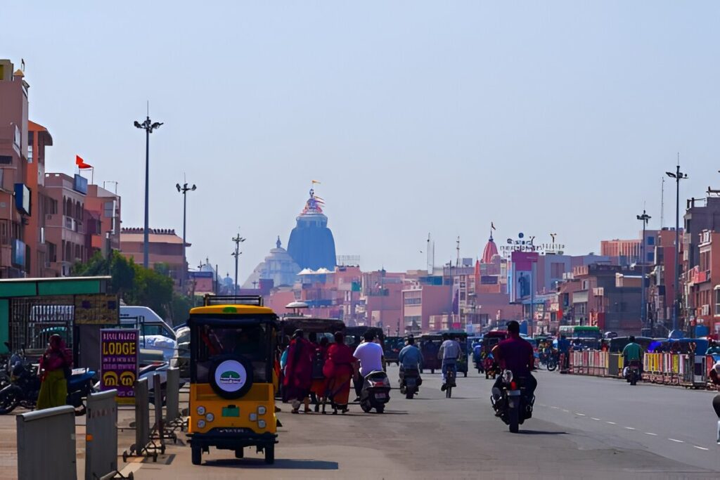 How to Experience Puri’s Natural Beauty: Beaches, Lakes, and Wildlife